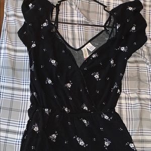 Mimi chica size M jumpsuit/romper